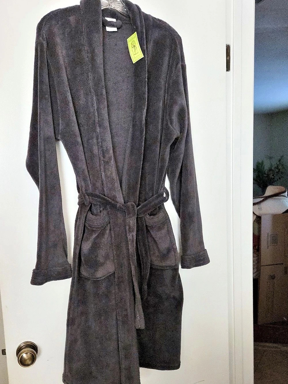Luxury Essentials Plush Robe in Gray - Medium